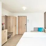 Gaestehaus Bauer - Schlafen Auf Dem Weingut 4*