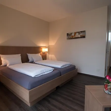 Aircondition - Gaestehaus Bauer - Schlafen Auf Dem Urbanen Weingut B&B 하일브론