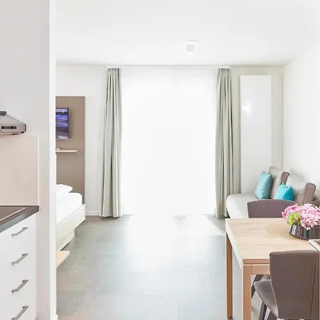 Aircondition - Gaestehaus Bauer - Schlafen Auf Dem Urbanen Weingut Bed & Breakfast 4*