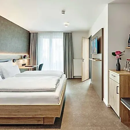 Aircondition - Gaestehaus Bauer - Schlafen Auf Dem Urbanen Weingut 4*