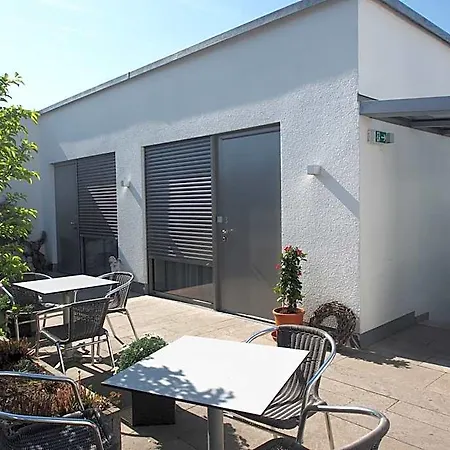 Aircondition - Gaestehaus Bauer - Schlafen Auf Dem Urbanen Weingut 4*