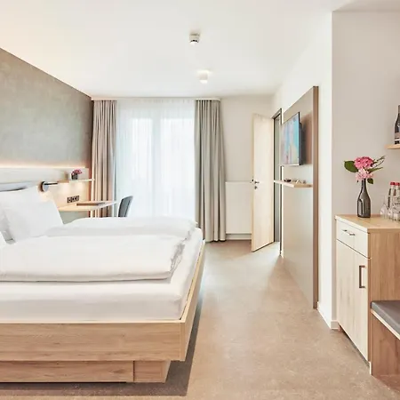 Aircondition - Gaestehaus Bauer - Schlafen Auf Dem Urbanen Weingut 4*