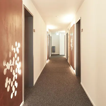 Aircondition - Gaestehaus Bauer - Schlafen Auf Dem Urbanen Weingut Bed & Breakfast