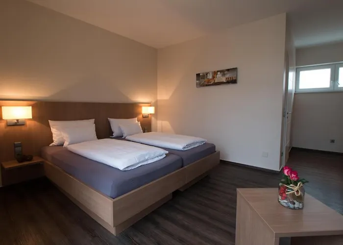 Gaestehaus Bauer - Schlafen Auf Dem Weingut Bed & Breakfast Heilbronn