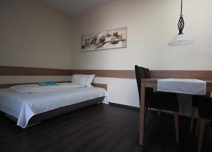 Gaestehaus Bauer - Schlafen Auf Dem Weingut Heilbronn